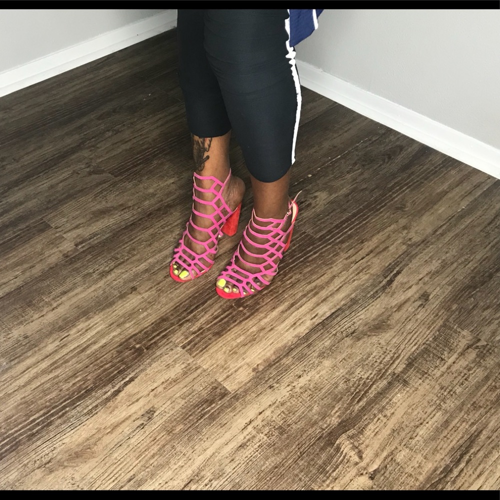 Pink Red Heels - Picture 4 of 4